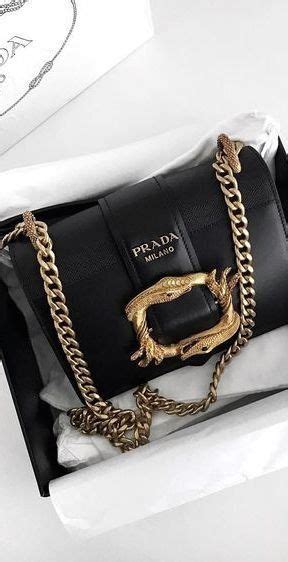 prada zwarte tas|Prada Livermore.